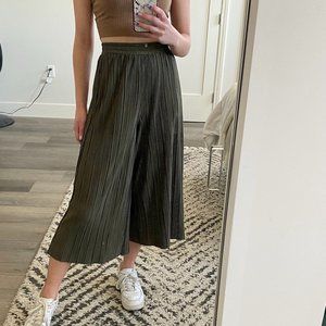 Princess Polly Olive Green Plisse Crop Wide-leg Pants